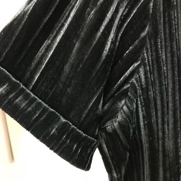 Hannah Ribbed Velvet Mini Dress - Picture 2 of 2